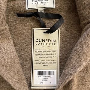 Cashmere knit blazer